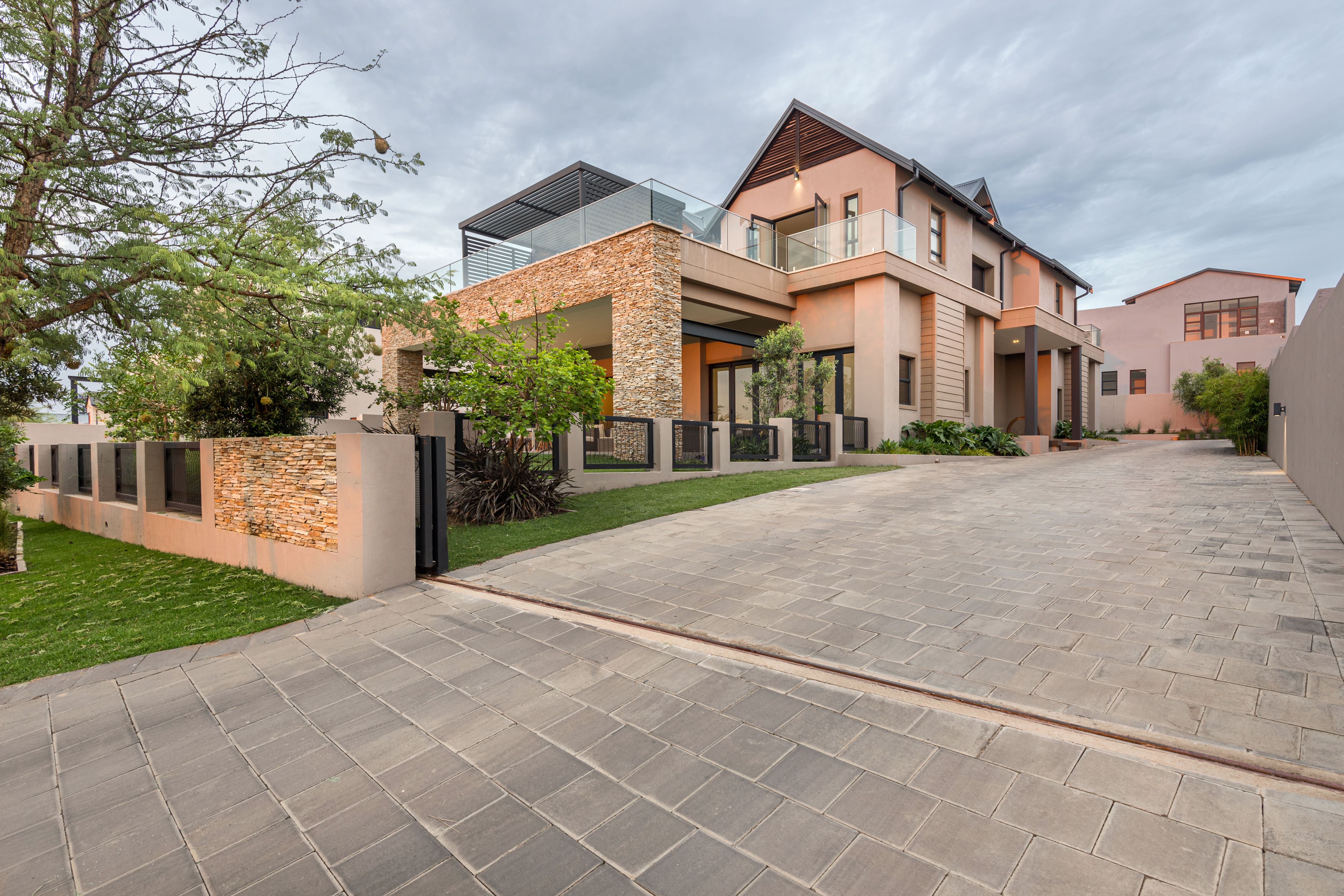 'Skyfall', 'Construction', 'Waterfall Estate'